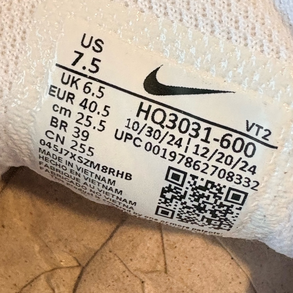 Brand New Nike Air Pegasus 2005 Classic. Men's size 7.5 🔥🔥 - Picture 15 of 16